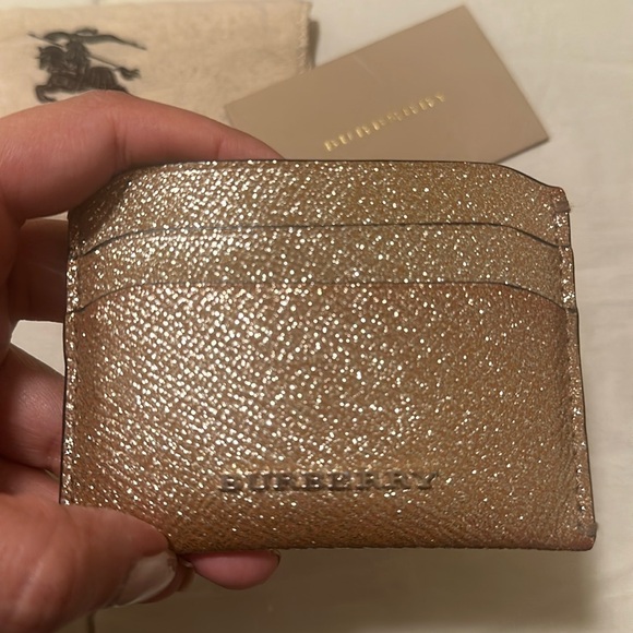 Burberry gold shimmery card case - Picture 3 of 4